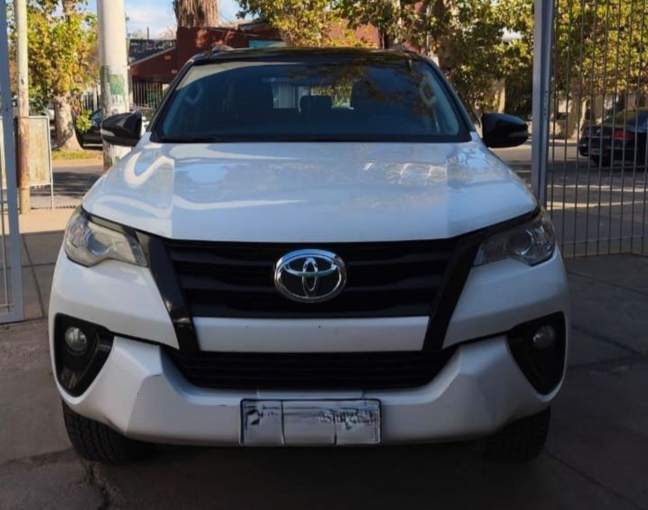 Toyota Hilux SW4 Usado en Mendoza, deRuedas