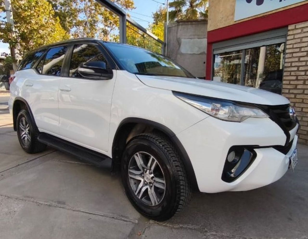 Toyota Hilux SW4 Usado en Mendoza, deRuedas