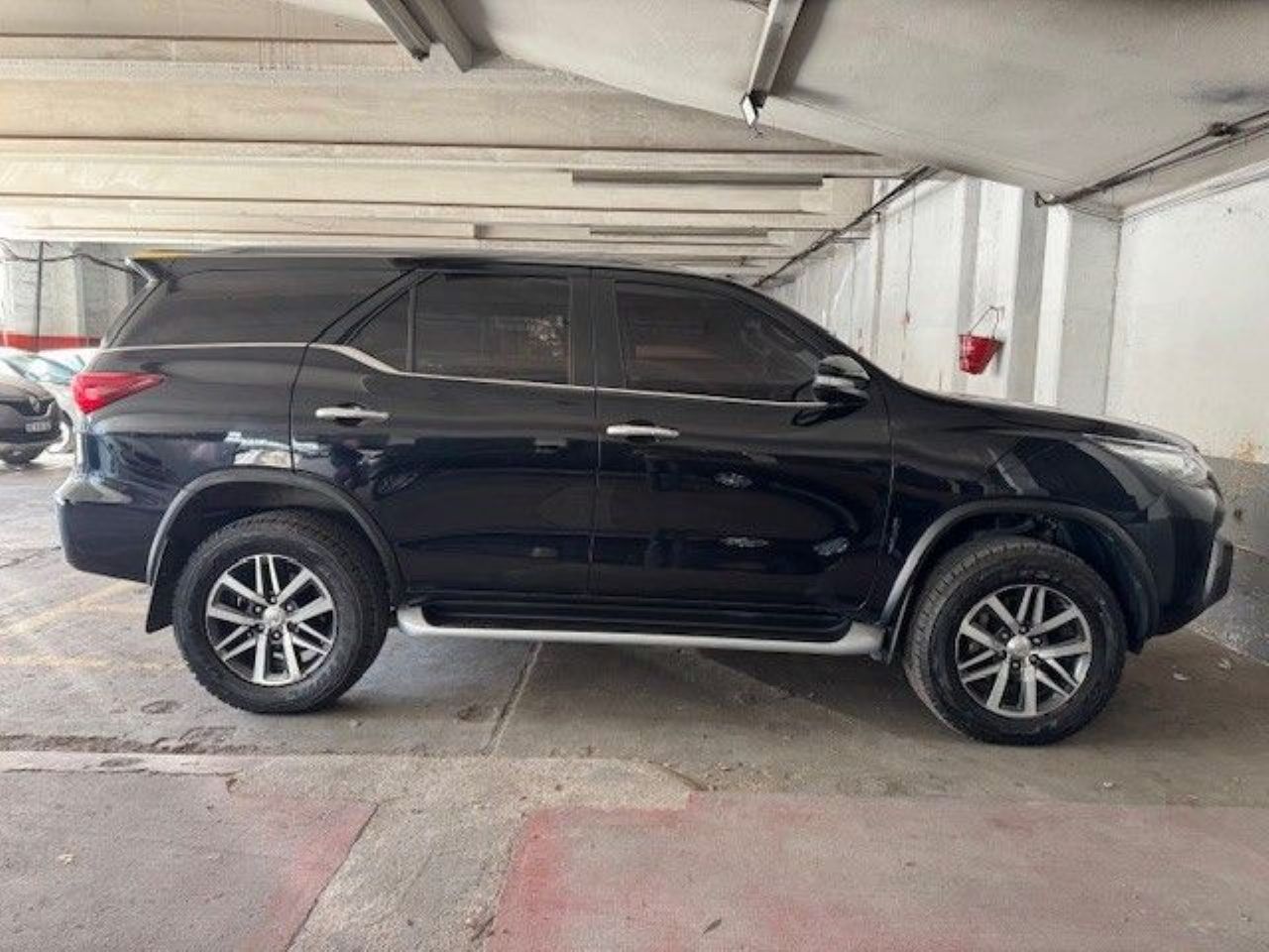Toyota Hilux SW4 Usado en Mendoza, deRuedas