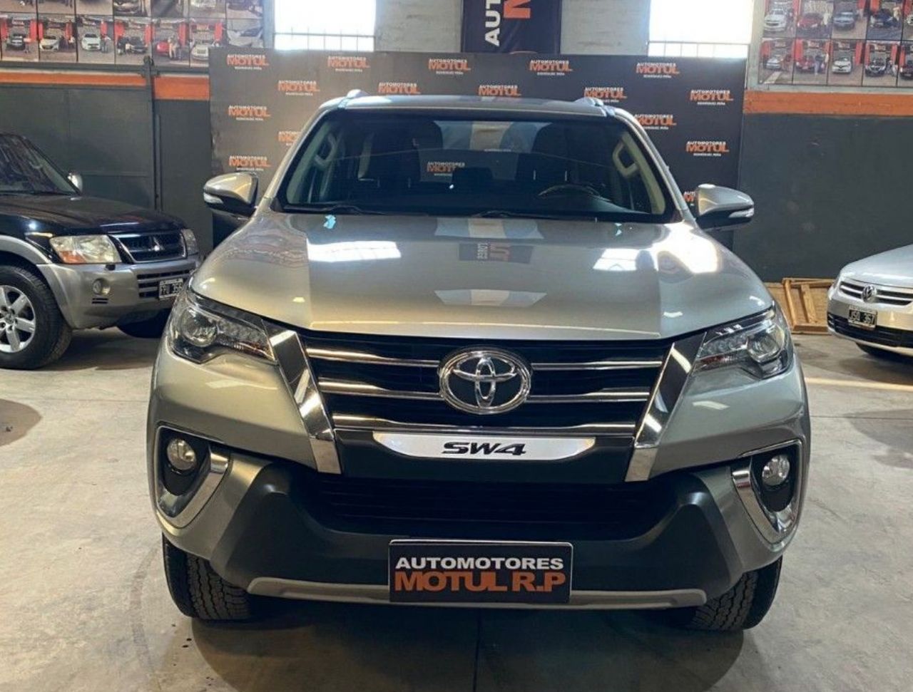 Toyota Hilux SW4 Usado en Mendoza, deRuedas