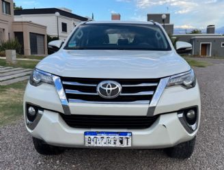 Toyota Hilux SW4 Usado en San Juan