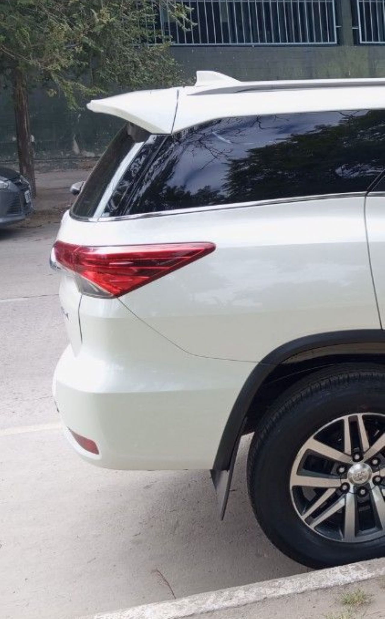 Toyota Hilux SW4 Usado en Santiago Del Estero, deRuedas
