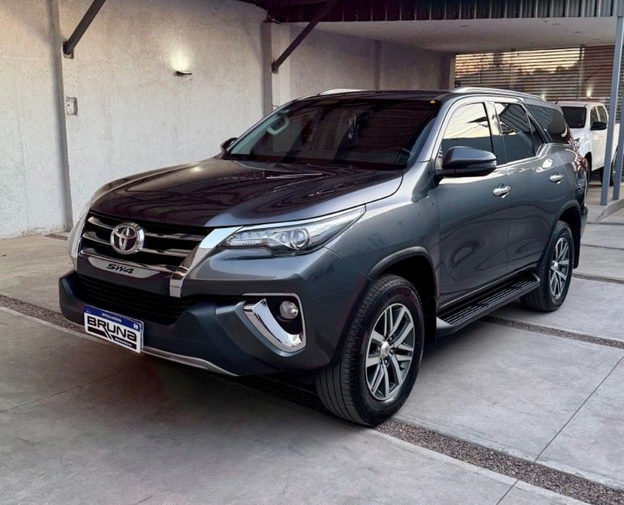 Toyota Hilux SW4 Usado Financiado en Mendoza, deRuedas