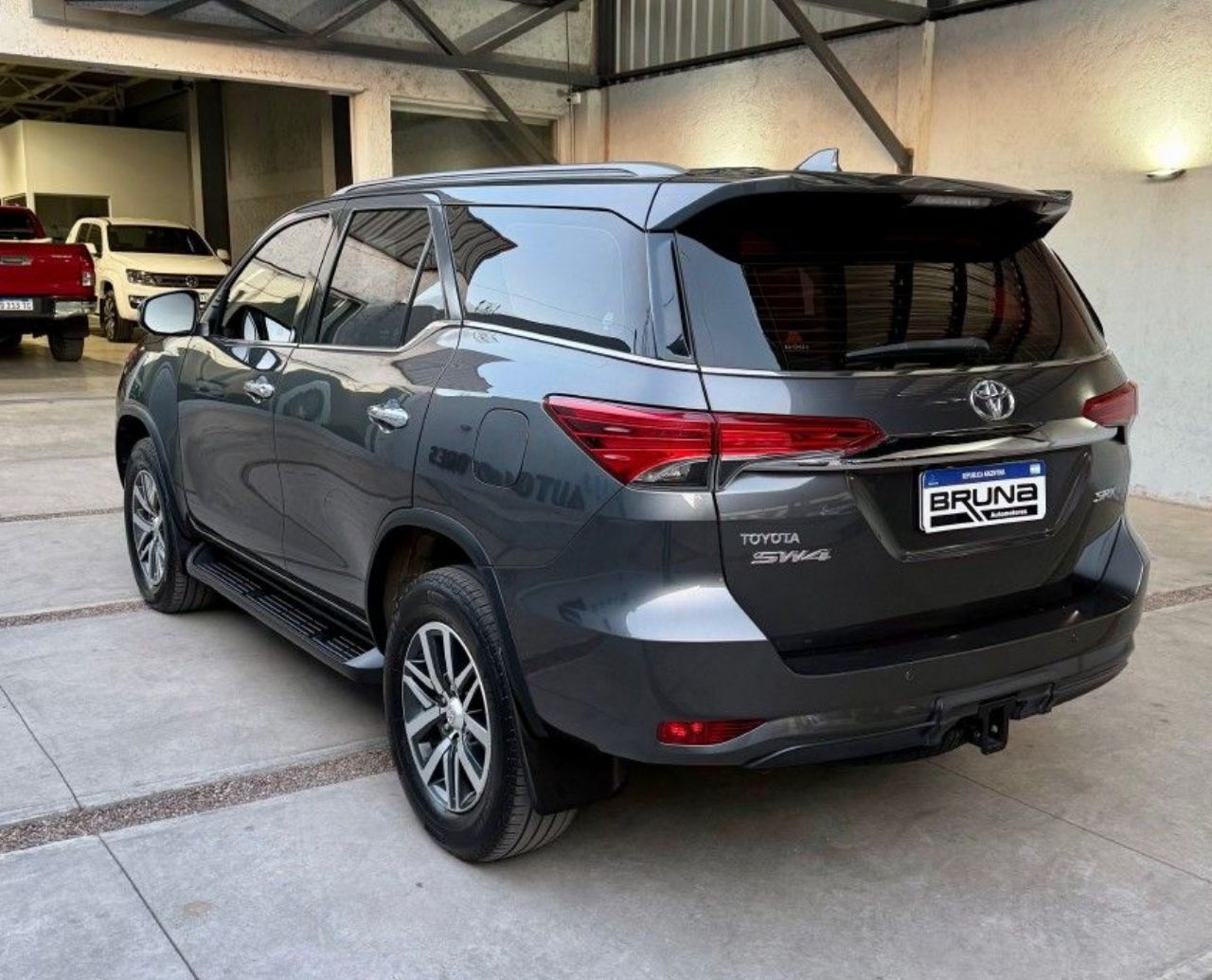 Toyota Hilux SW4 Usado Financiado en Mendoza, deRuedas
