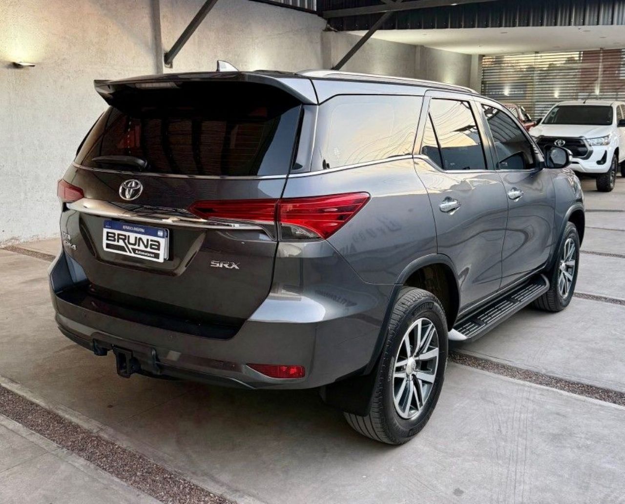 Toyota Hilux SW4 Usado Financiado en Mendoza, deRuedas
