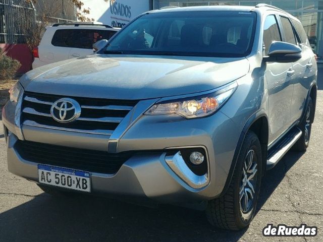 Toyota Hilux SW4 Usado en Mendoza, deRuedas
