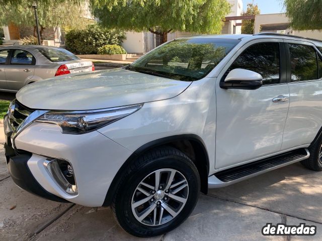 Toyota Hilux SW4 Usado en Mendoza, deRuedas