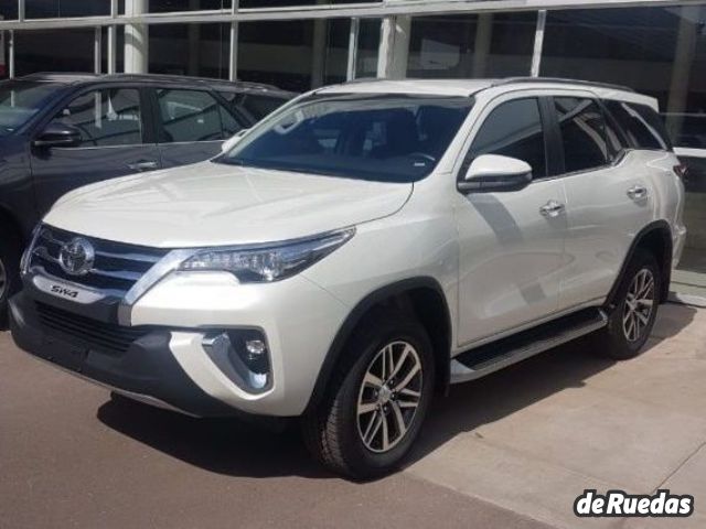 Toyota Hilux SW4 Usado en Mendoza, deRuedas