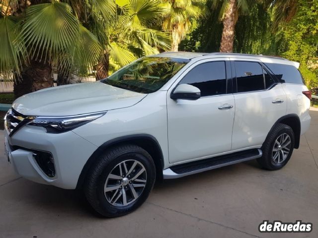 Toyota Hilux SW4 Usado en Mendoza, deRuedas