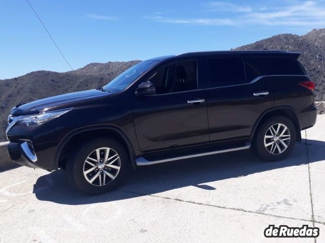 Toyota Hilux SW4 Usado en Mendoza, deRuedas