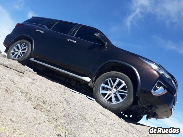 Toyota Hilux SW4 Usado en Mendoza, deRuedas