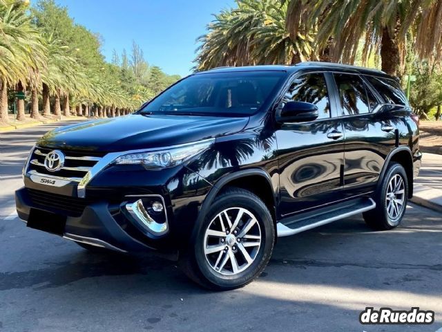 Toyota Hilux SW4 Usado en Mendoza, deRuedas