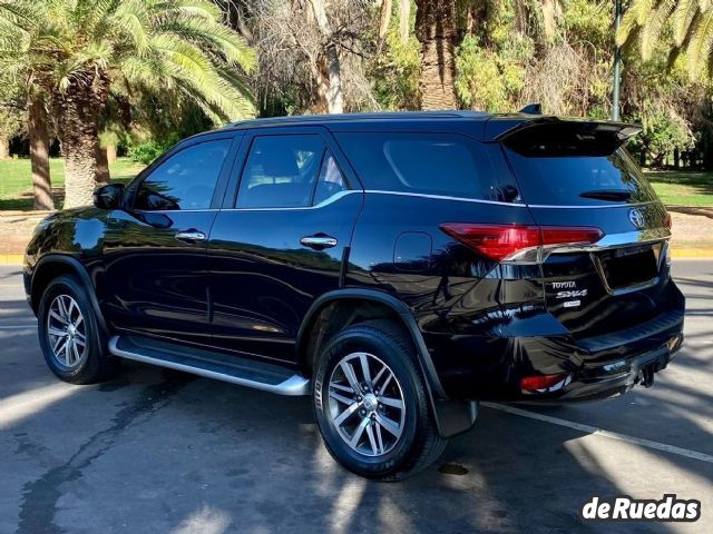 Toyota Hilux SW4 Usado en Mendoza, deRuedas