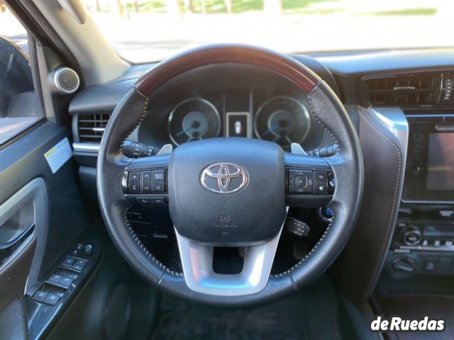 Toyota Hilux SW4 Usado en Mendoza, deRuedas