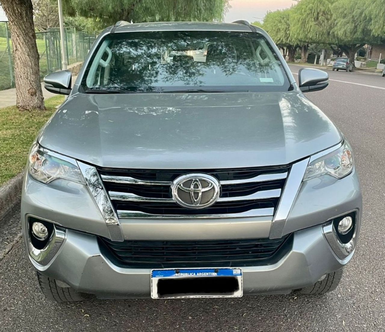 Toyota Hilux SW4 Usado en Mendoza, deRuedas