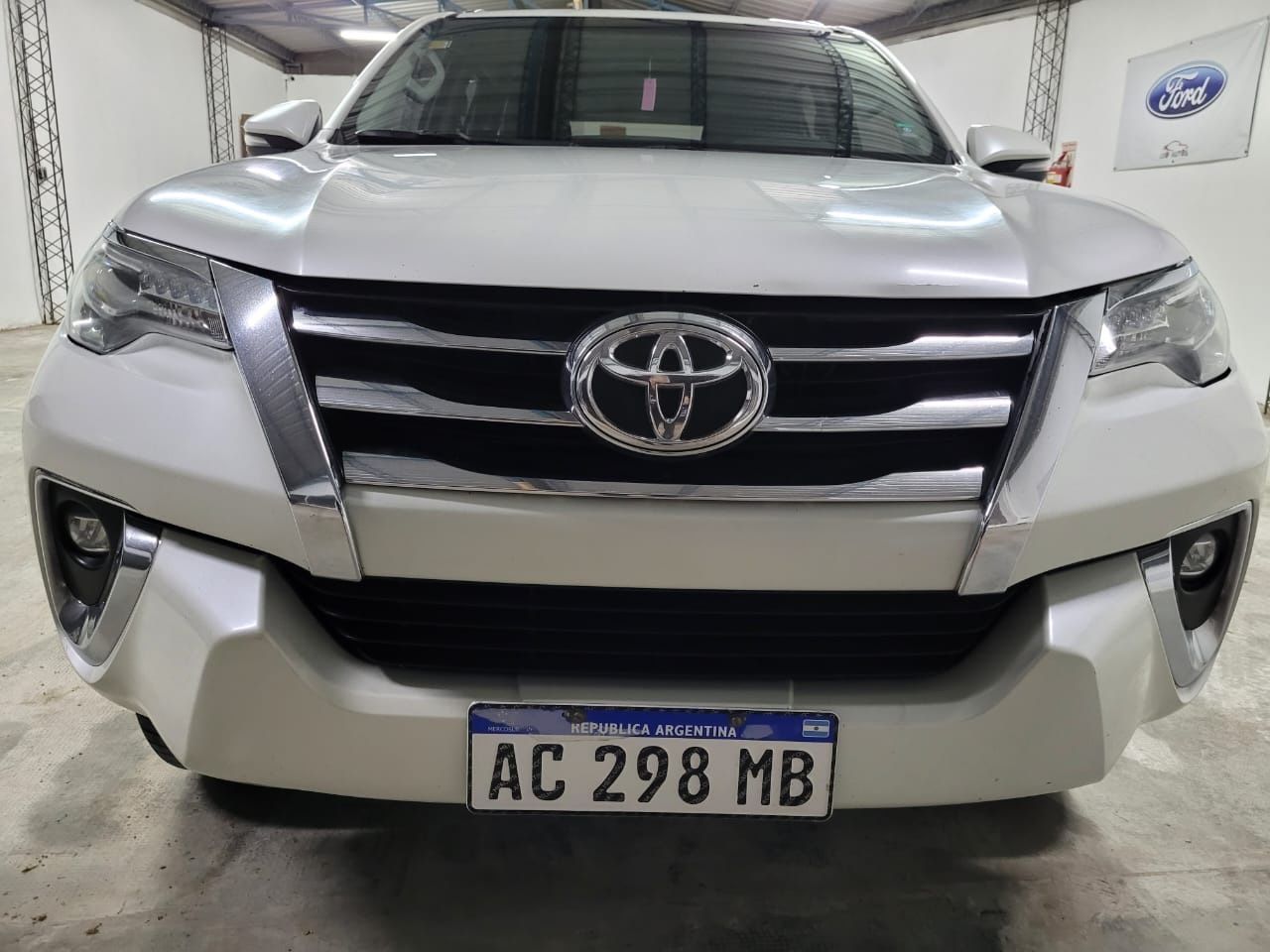 Toyota Hilux SW4 Usado en San Juan, deRuedas