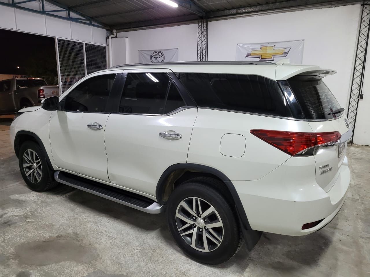 Toyota Hilux SW4 Usado en San Juan, deRuedas