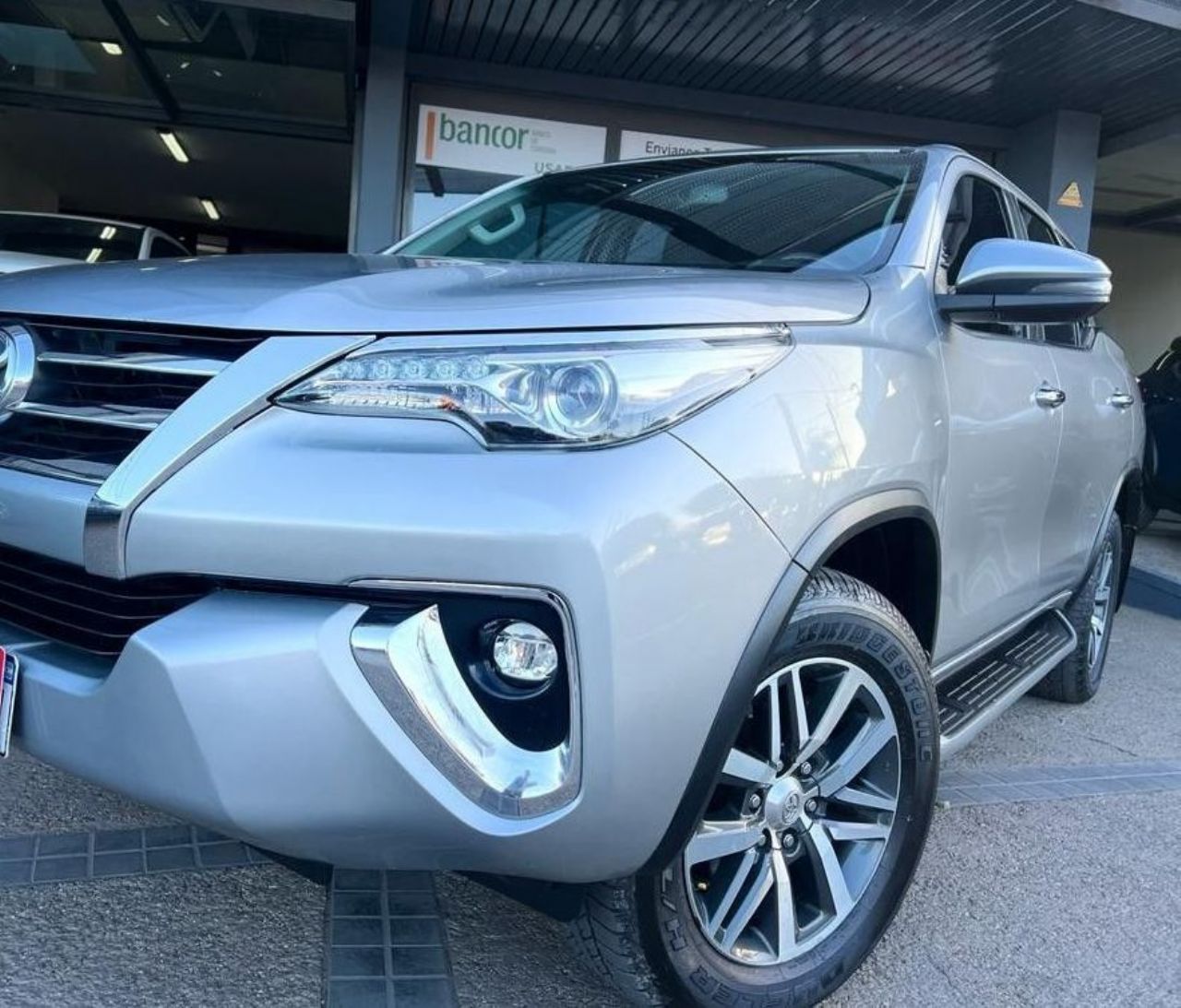 Toyota Hilux SW4 Usado en Córdoba, deRuedas