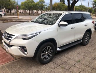 Toyota Hilux SW4 en Salta