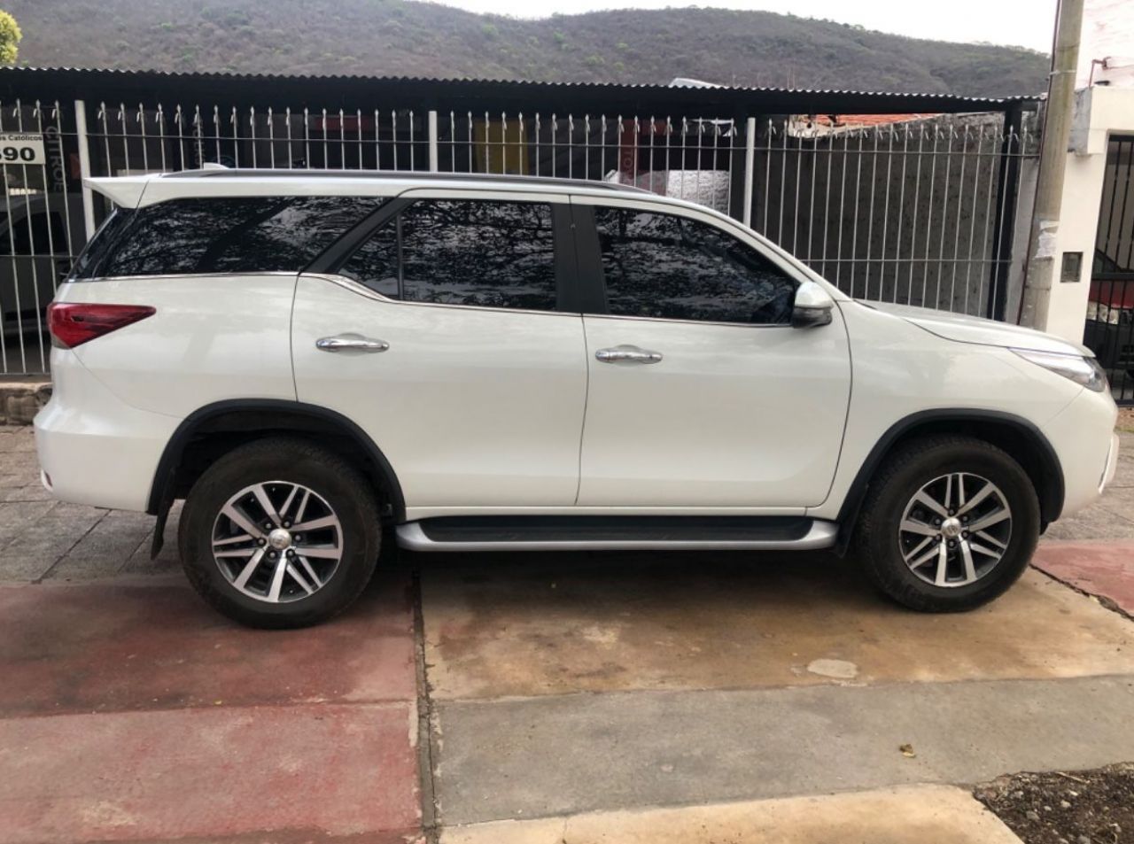 Toyota Hilux SW4 Usado en Salta, deRuedas