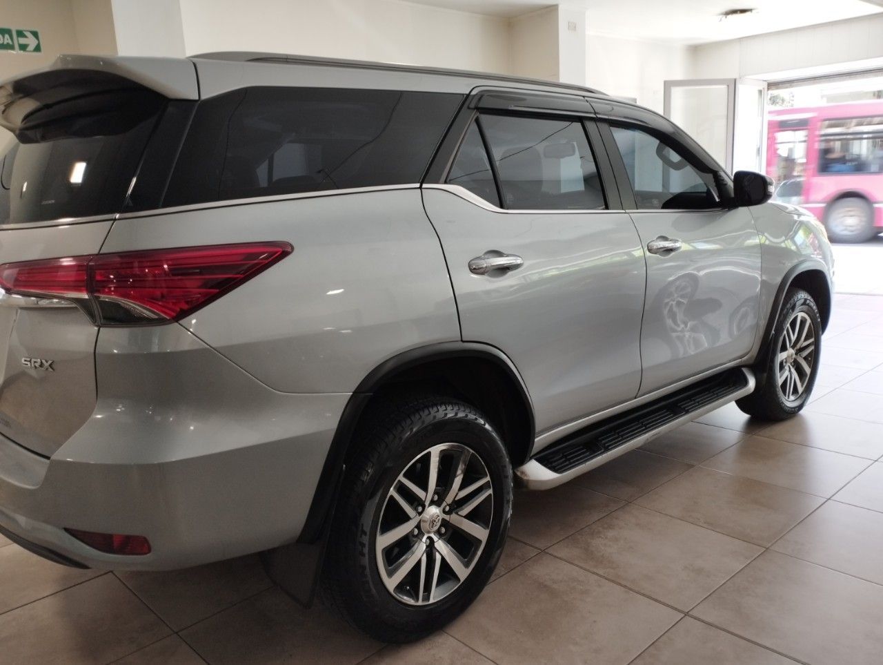 Toyota Hilux SW4 Usado en Mendoza, deRuedas