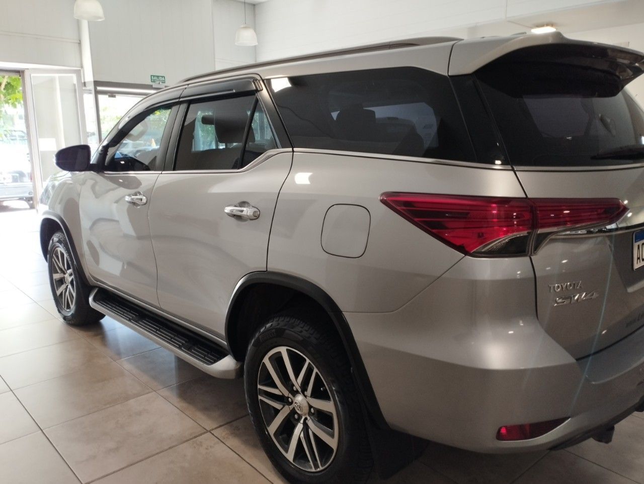 Toyota Hilux SW4 Usado en Mendoza, deRuedas
