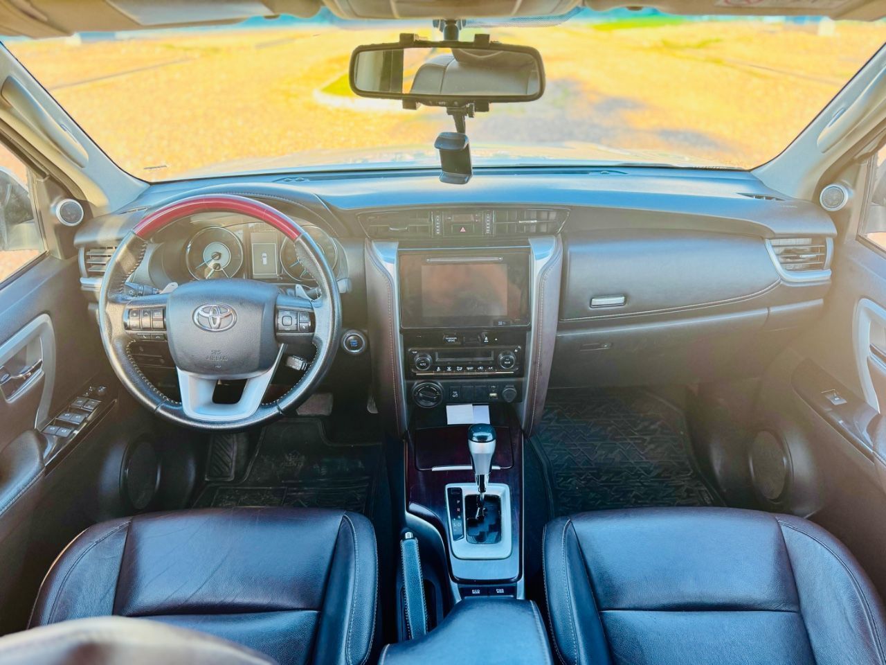 Toyota Hilux SW4 Usado Financiado en Mendoza, deRuedas