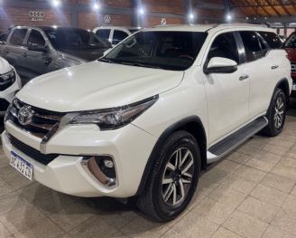 Toyota Hilux SW4 Usado en San Juan Financiado