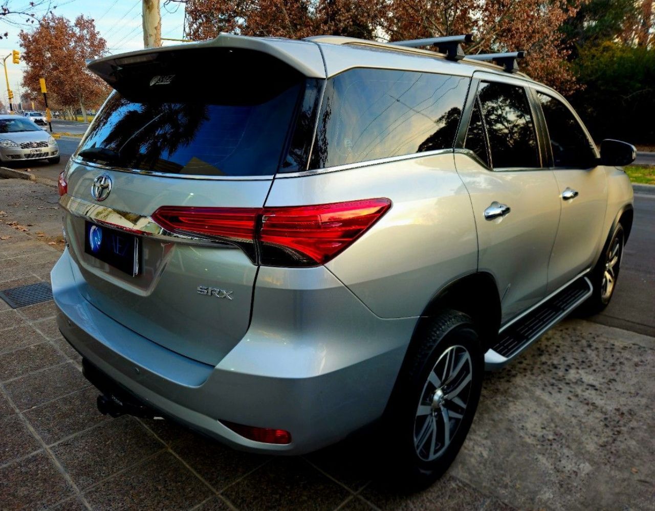 Toyota Hilux SW4 Usado Financiado en Mendoza, deRuedas
