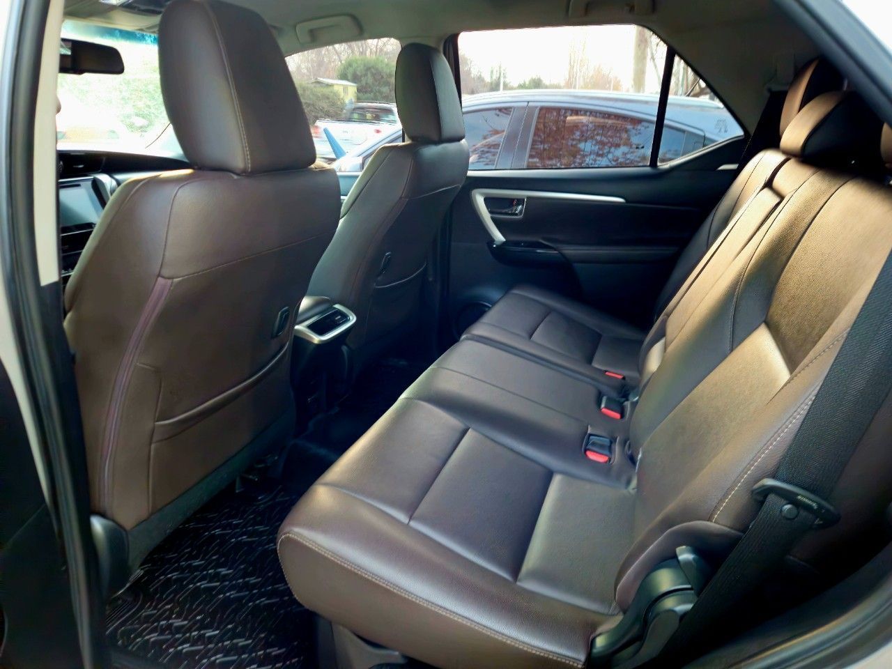 Toyota Hilux SW4 Usado Financiado en Mendoza, deRuedas