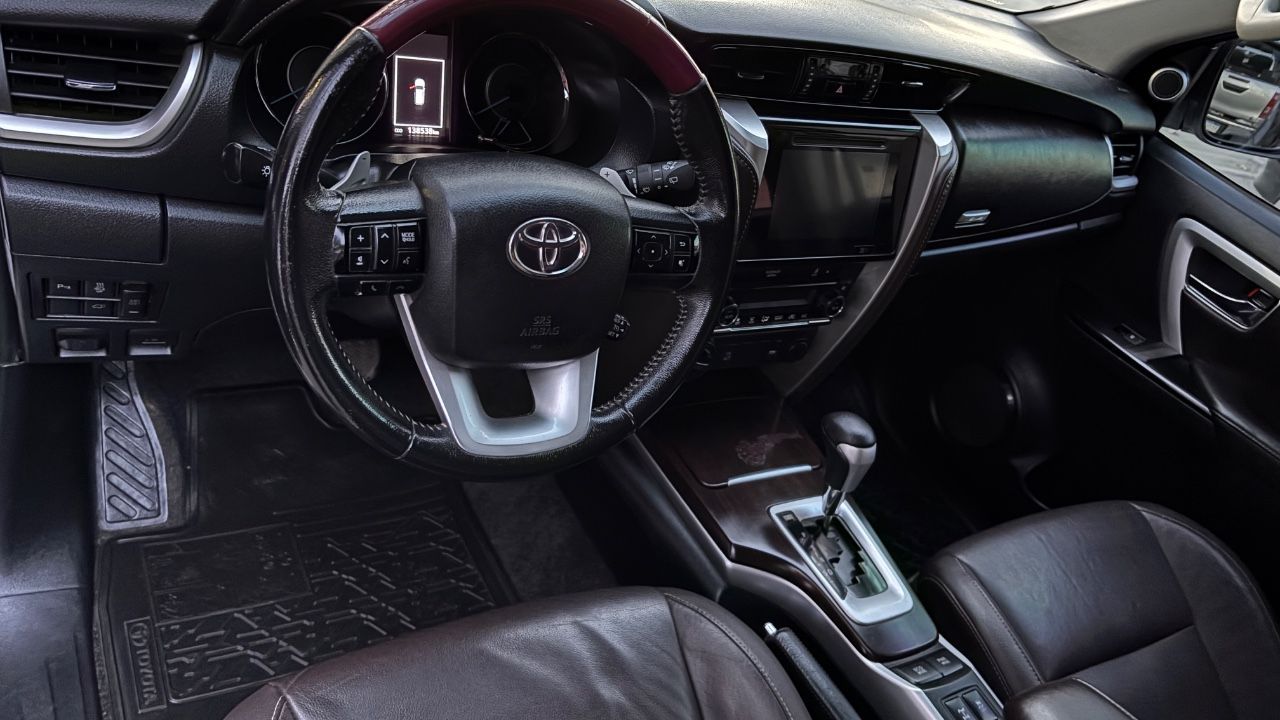 Toyota Hilux SW4 Usado en Mendoza, deRuedas