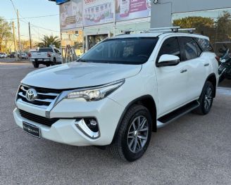 Toyota Hilux SW4 Usado en Córdoba Financiado