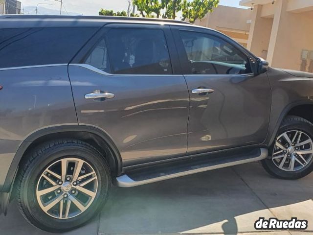 Toyota Hilux SW4 Usado en Mendoza, deRuedas