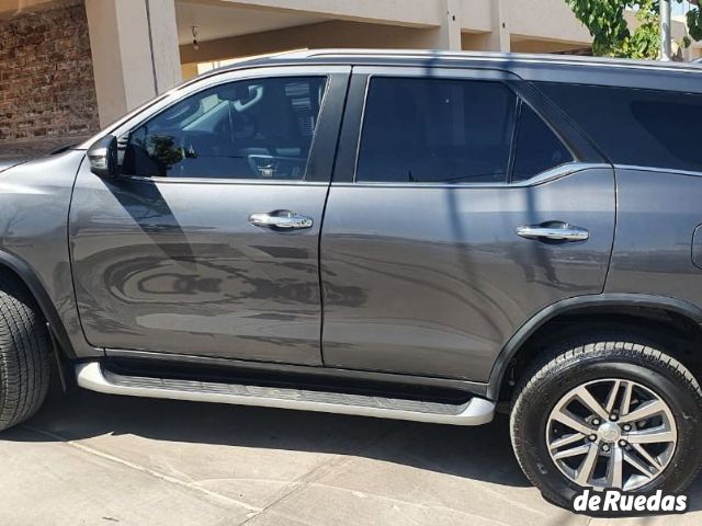 Toyota Hilux SW4 Usado en Mendoza, deRuedas