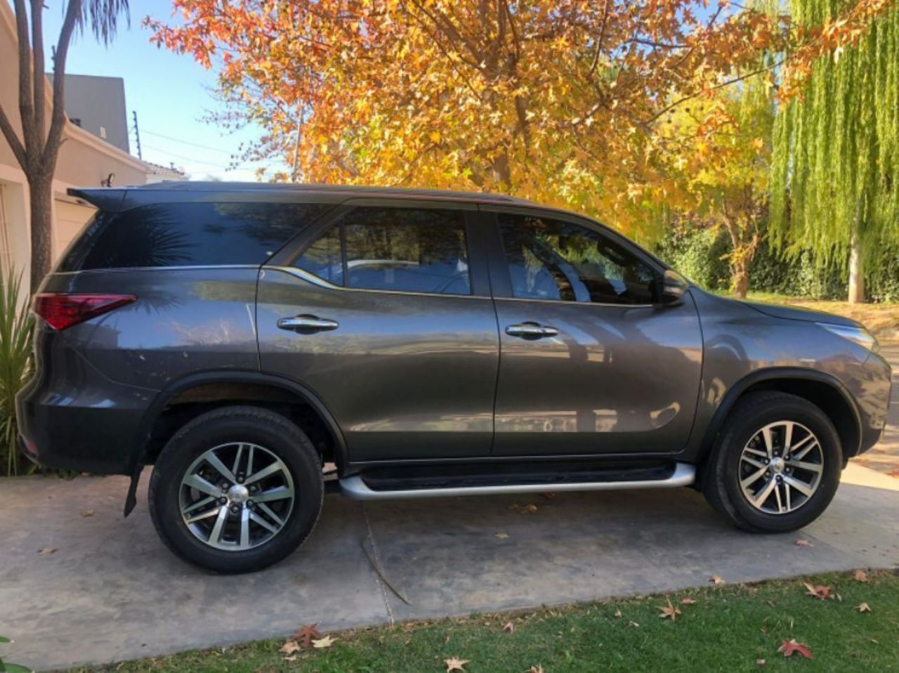 Toyota Hilux SW4 Usado en Mendoza, deRuedas