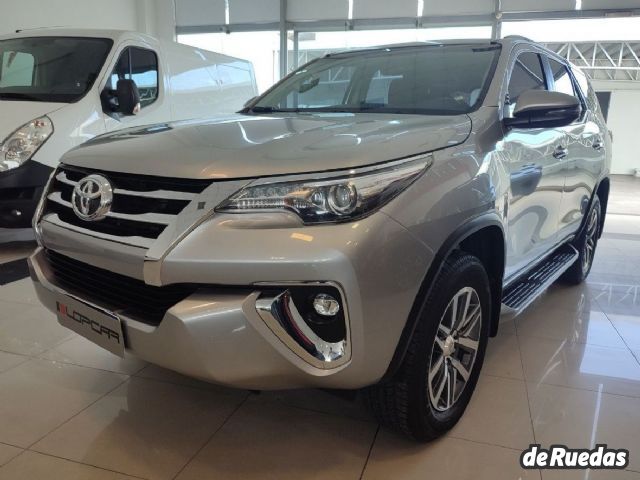 Toyota Hilux SW4 Usado en Córdoba, deRuedas