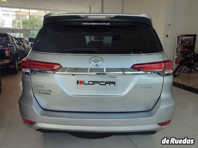 Toyota Hilux SW4 Usado en Córdoba, deRuedas