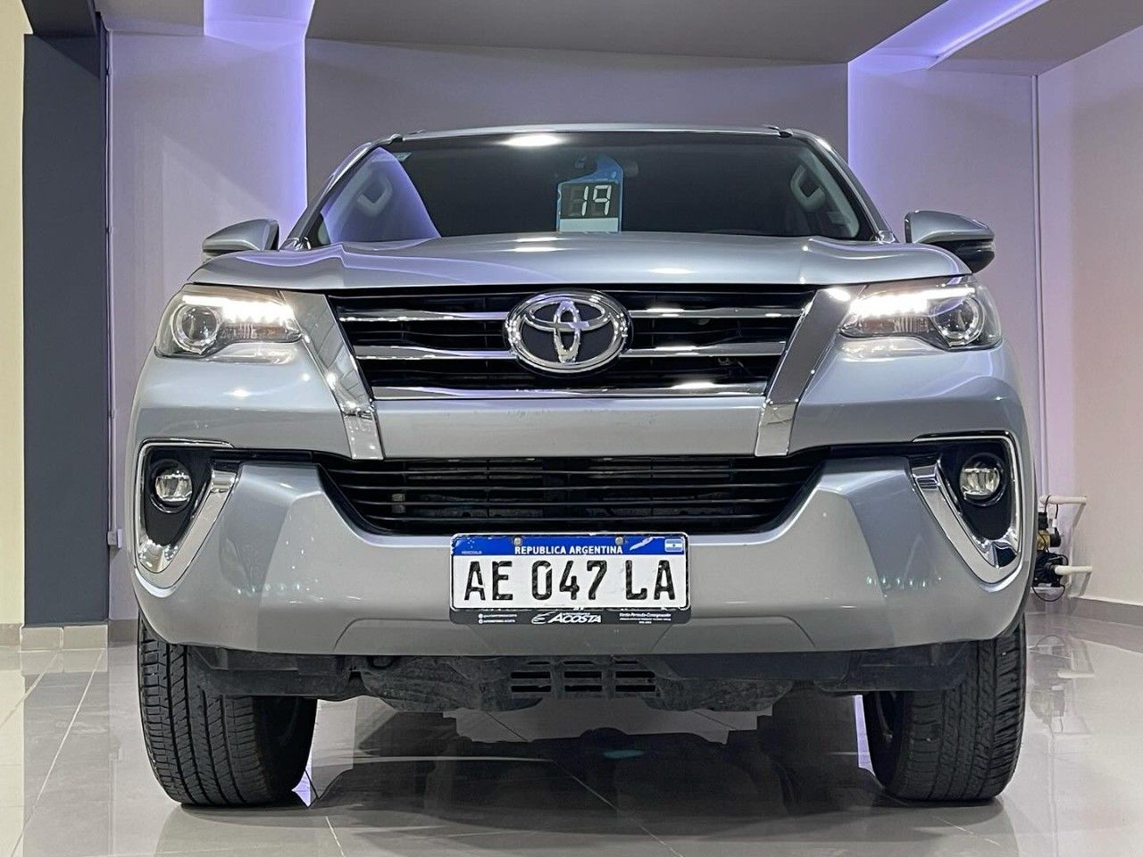 Toyota Hilux SW4 Usado Financiado en San Juan, deRuedas