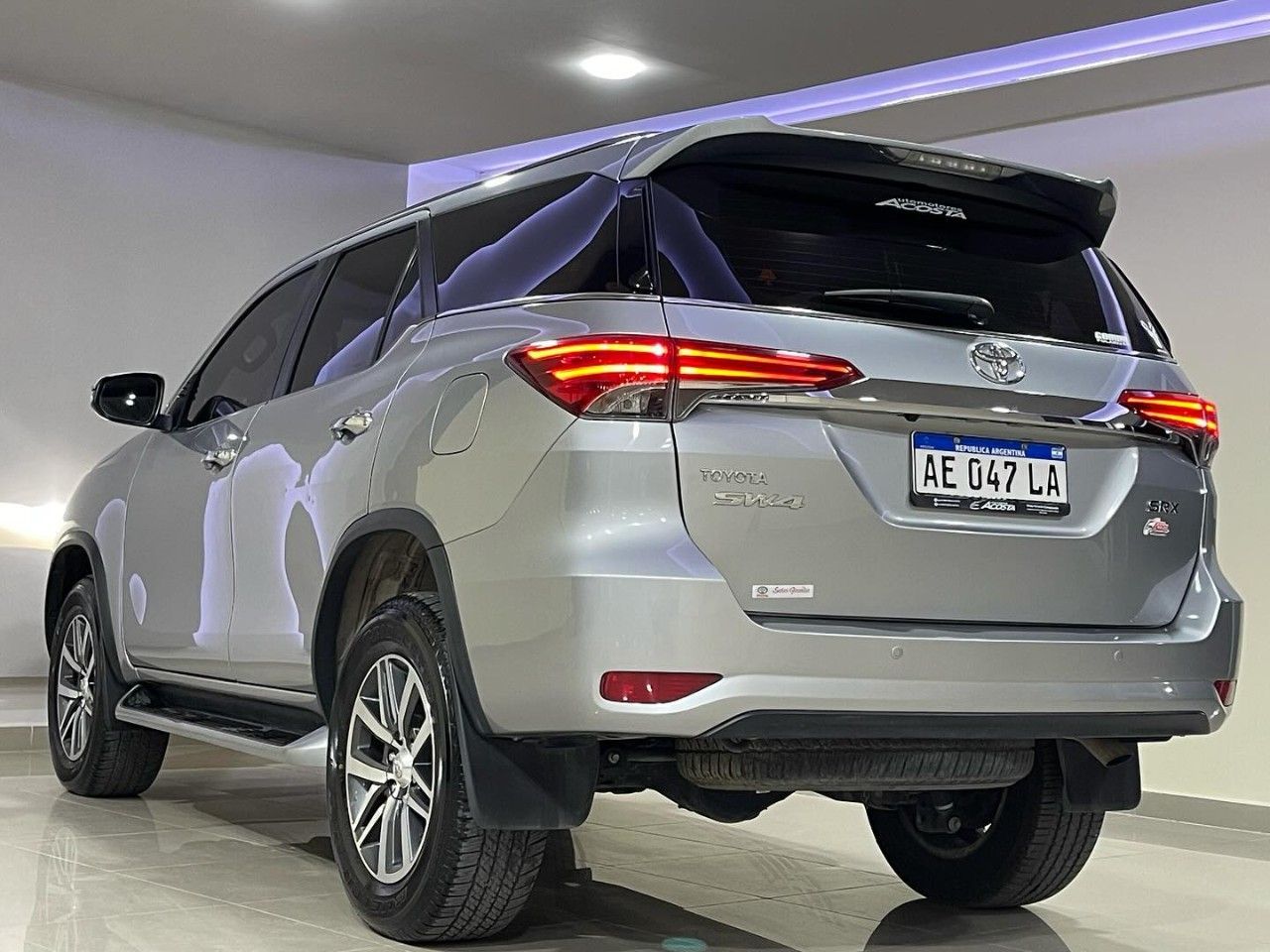 Toyota Hilux SW4 Usado en San Juan, deRuedas