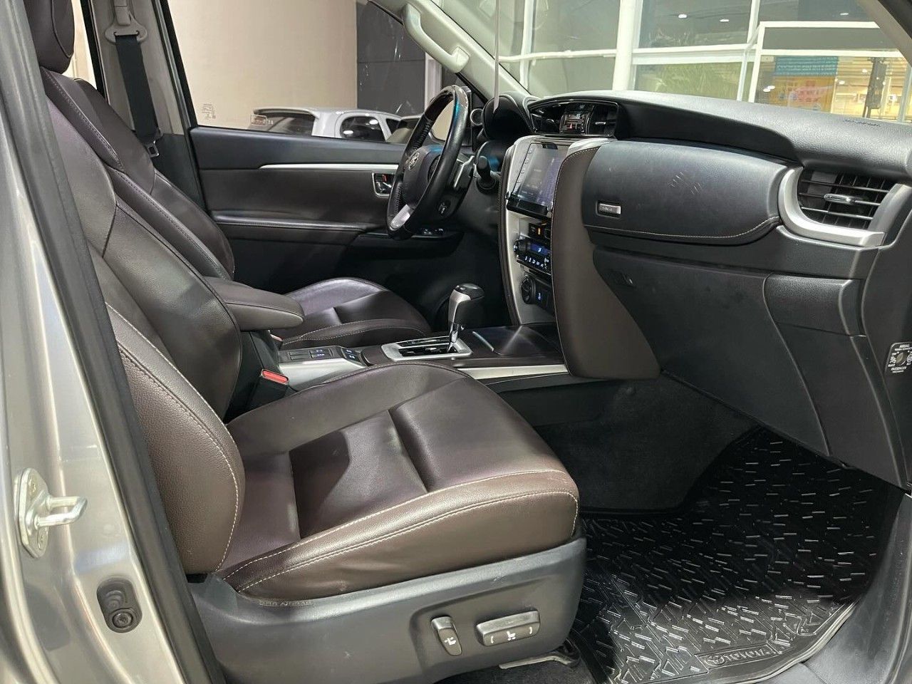 Toyota Hilux SW4 Usado en San Juan, deRuedas