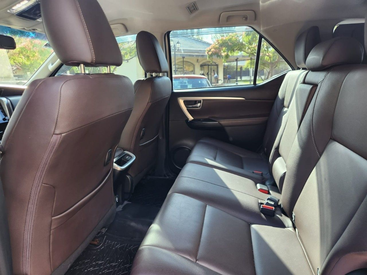 Toyota Hilux SW4 Usado en Mendoza, deRuedas