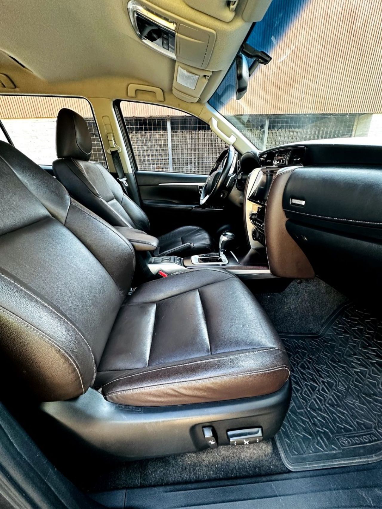 Toyota Hilux SW4 Usado en Mendoza, deRuedas
