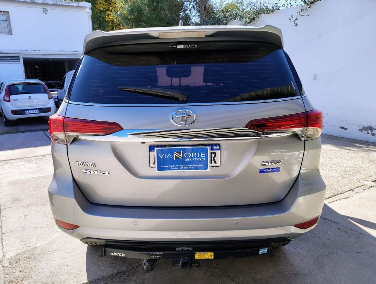 Toyota Hilux SW4 Usado Financiado en Mendoza, deRuedas