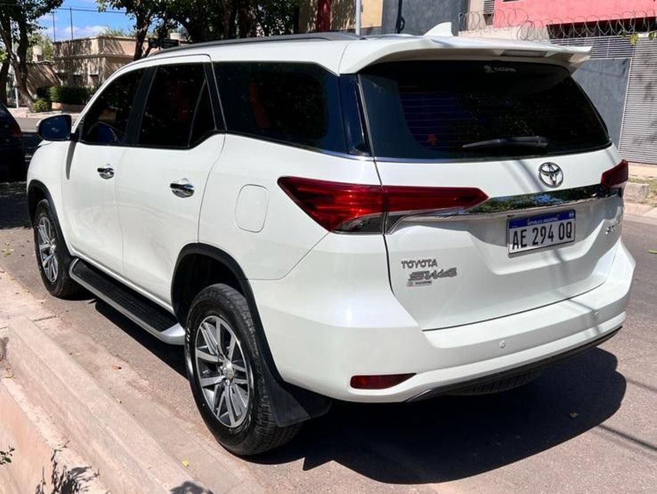 Toyota Hilux SW4 Usado en Mendoza, deRuedas