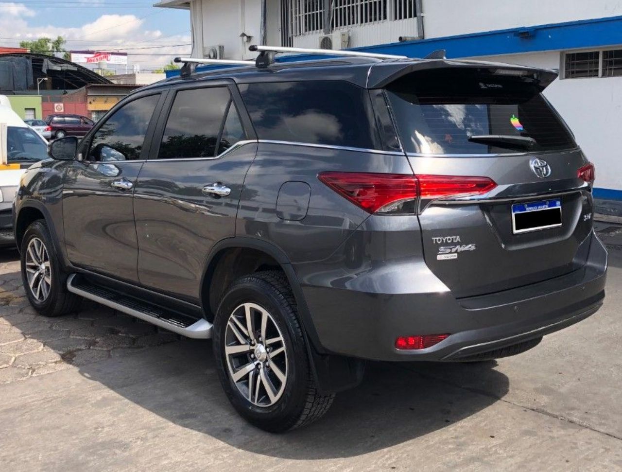 Toyota Hilux SW4 Usado en Mendoza, deRuedas