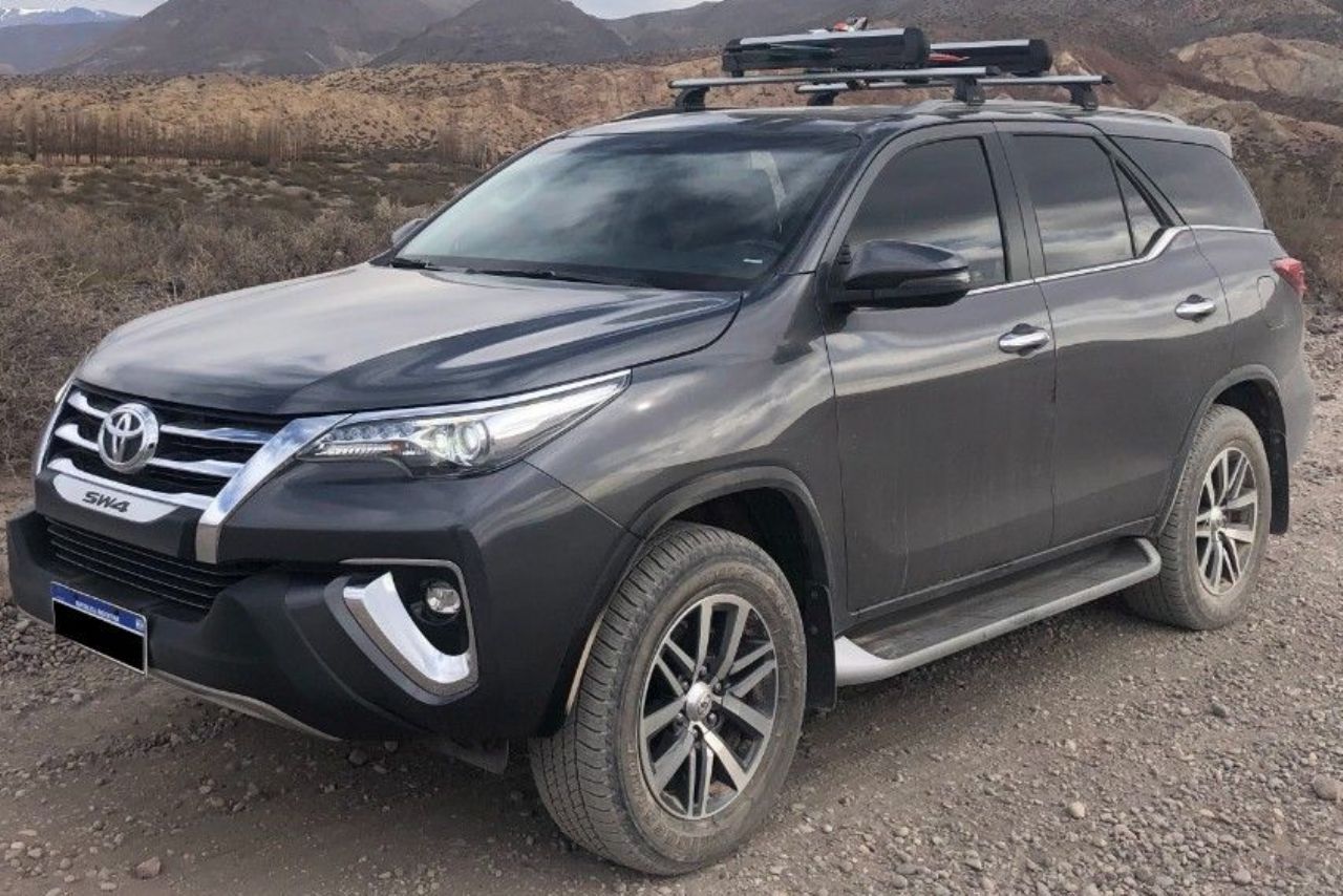 Toyota Hilux SW4 Usado en Mendoza, deRuedas