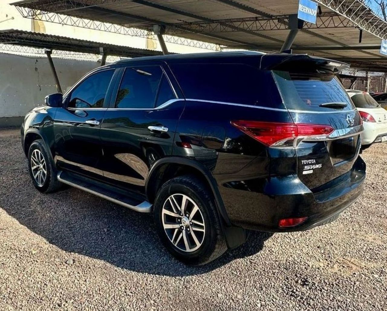 Toyota Hilux SW4 Usado en Mendoza, deRuedas