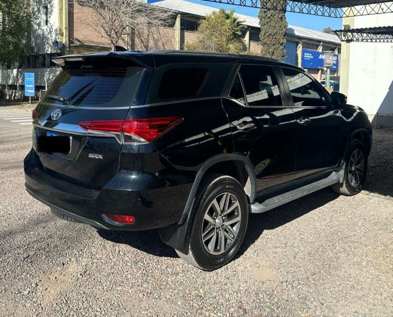 Toyota Hilux SW4 Usado en Mendoza, deRuedas