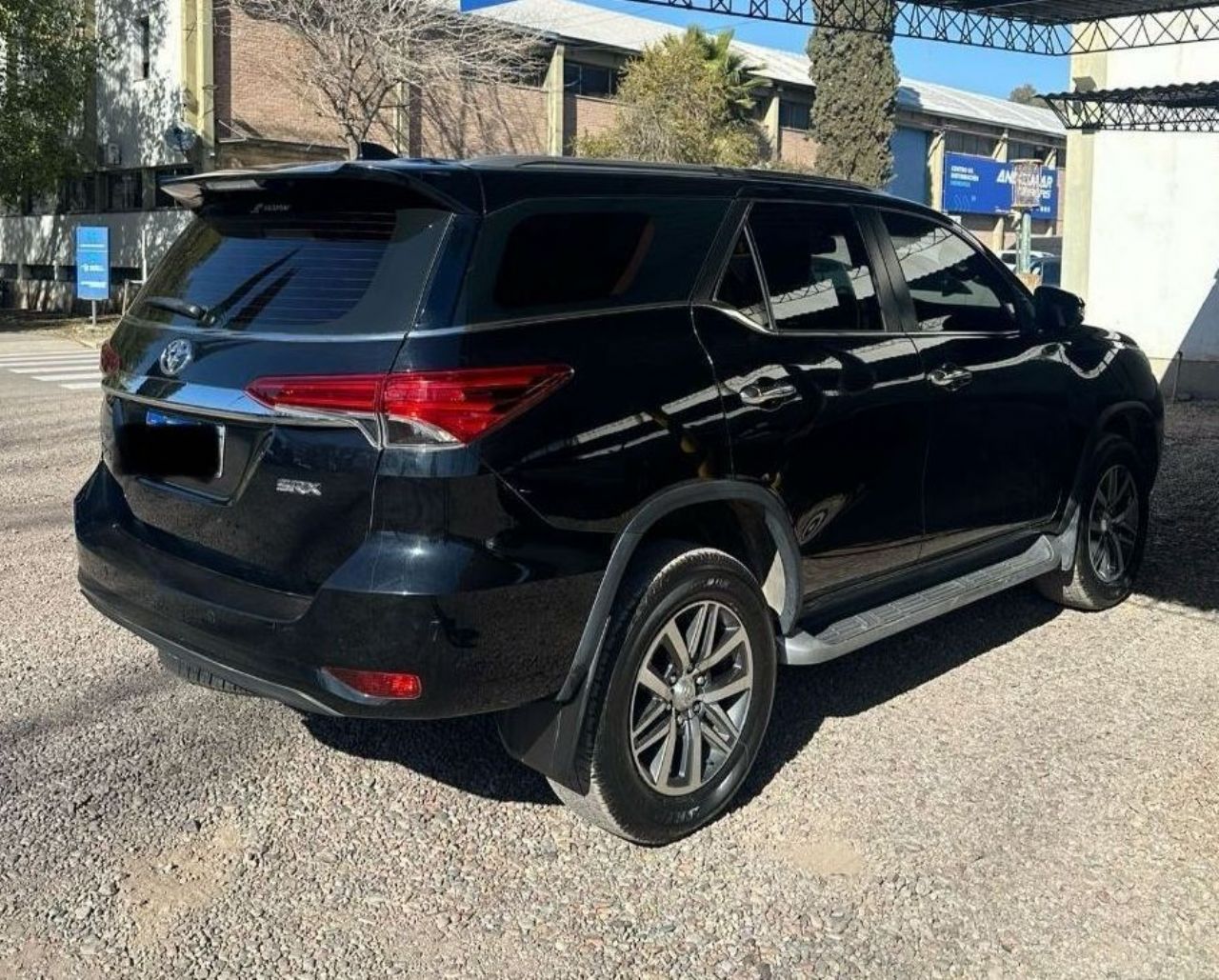 Toyota Hilux SW4 Usado en Mendoza, deRuedas