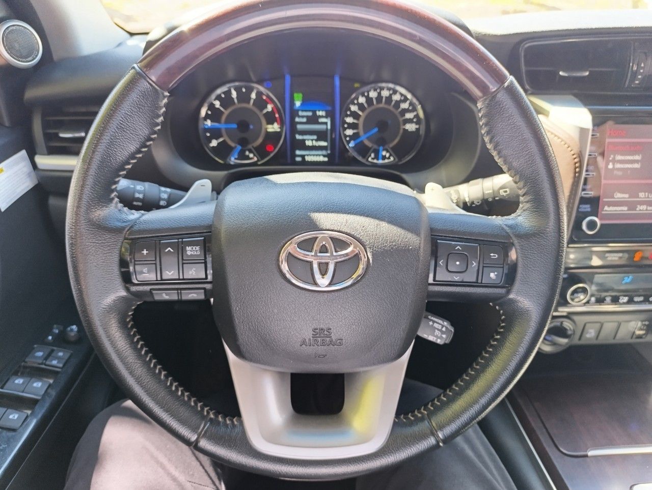 Toyota Hilux SW4 Usado en Mendoza, deRuedas
